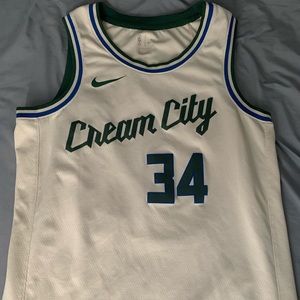 Giannis Antetokounmpo Alternate Cream City jersey